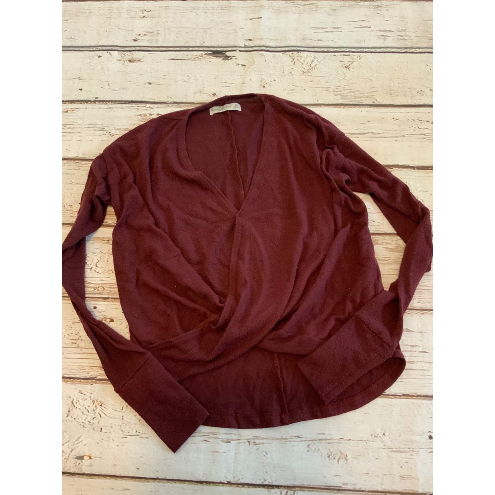 Abercrombie & Fitch XS Burgundy Wrap Front Long Sleeve V-Neck Knit Top Maroon